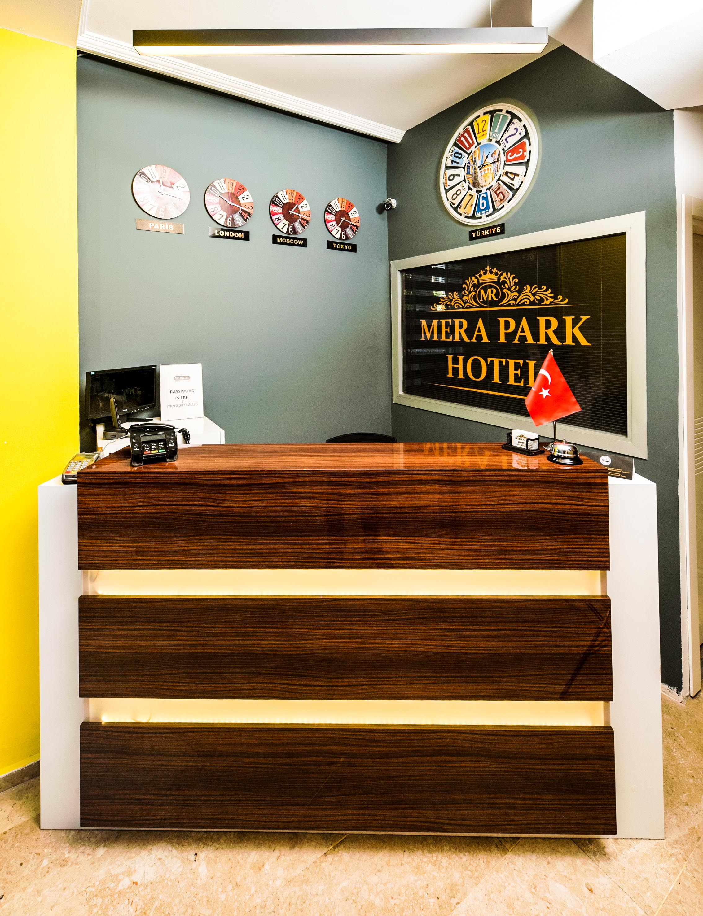 

Napoli - Lara - Mera Park Hotel