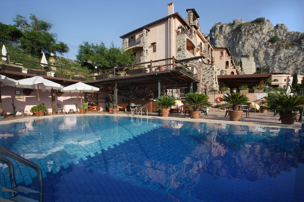 

Bari - Taormina - Hotel Villa Sonia