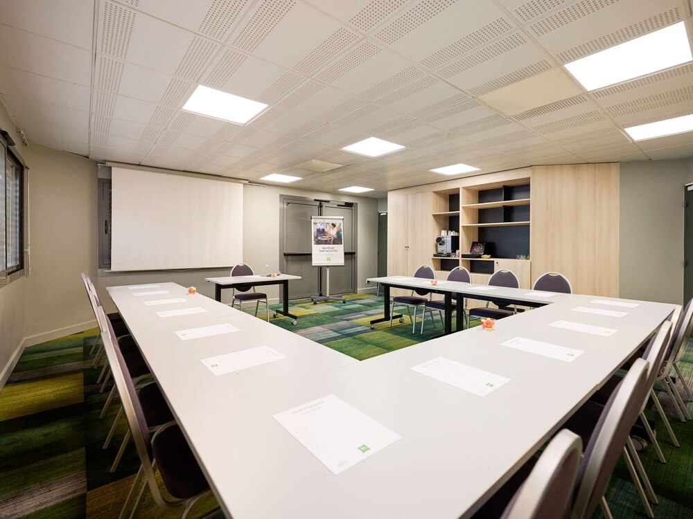 

Roma - Pessac - ibis Styles Bordeaux Begles Arena