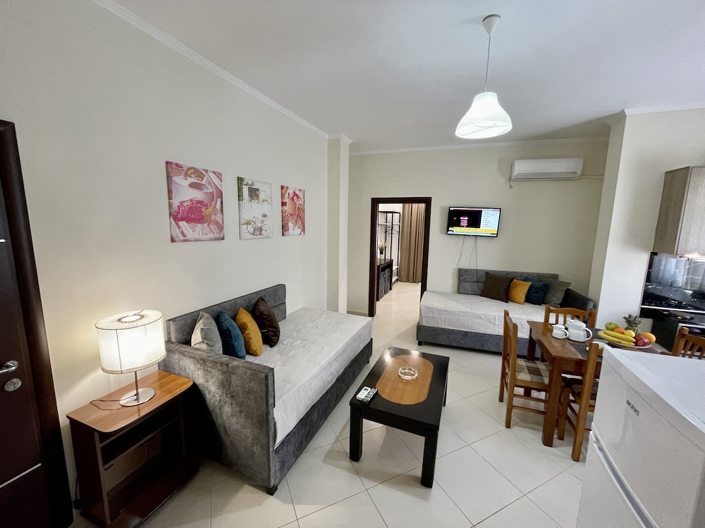 

Milano - Sarandë - Relax Apts Saranda