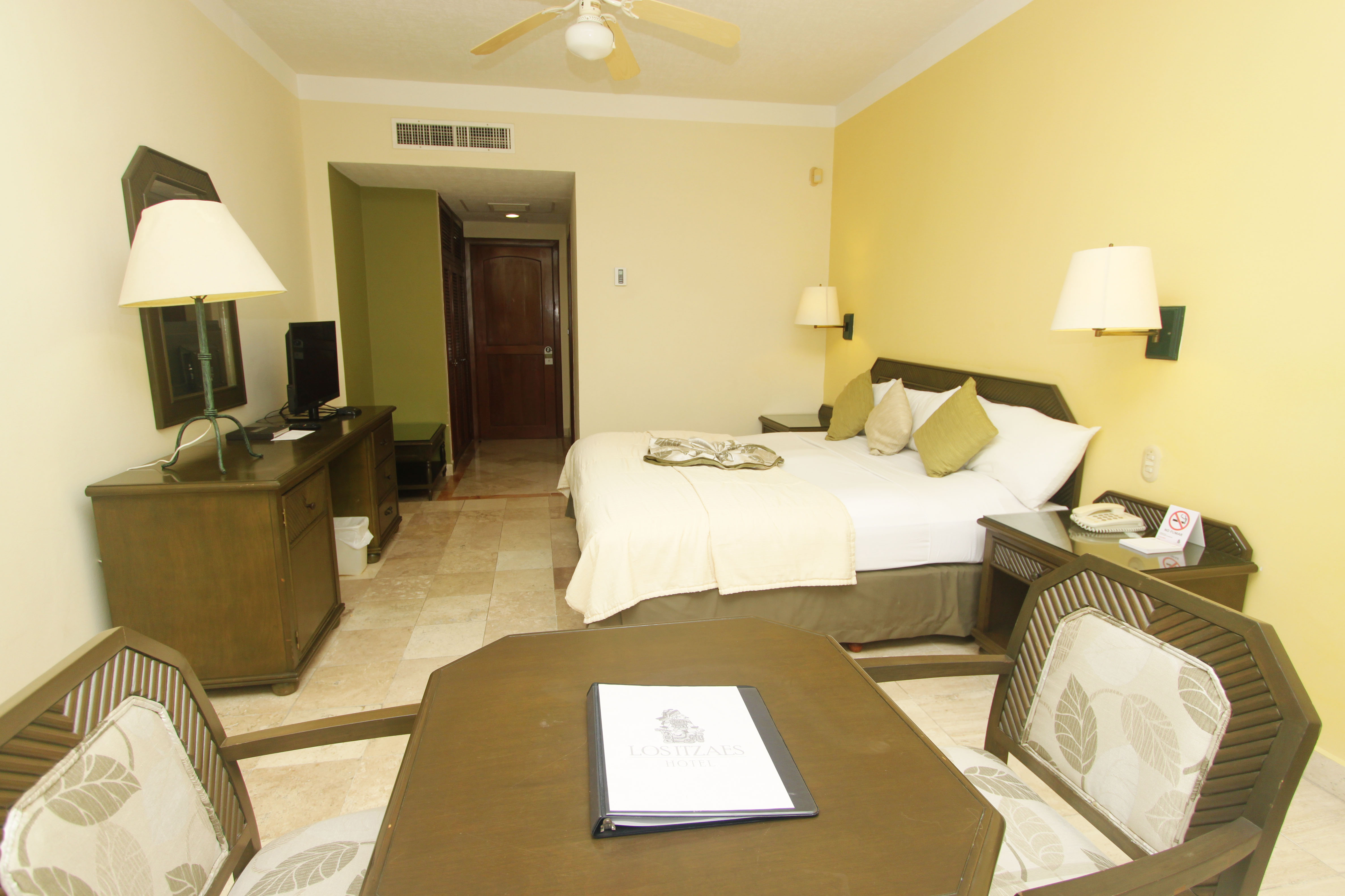 

Bologna - Playa del Carmen - Hotel Los Itzaes by 5th av