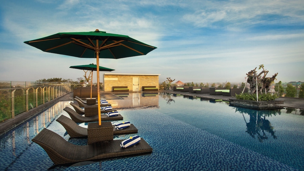 

Milano - Bali, Indonesia - Sovereign Bali Hotel