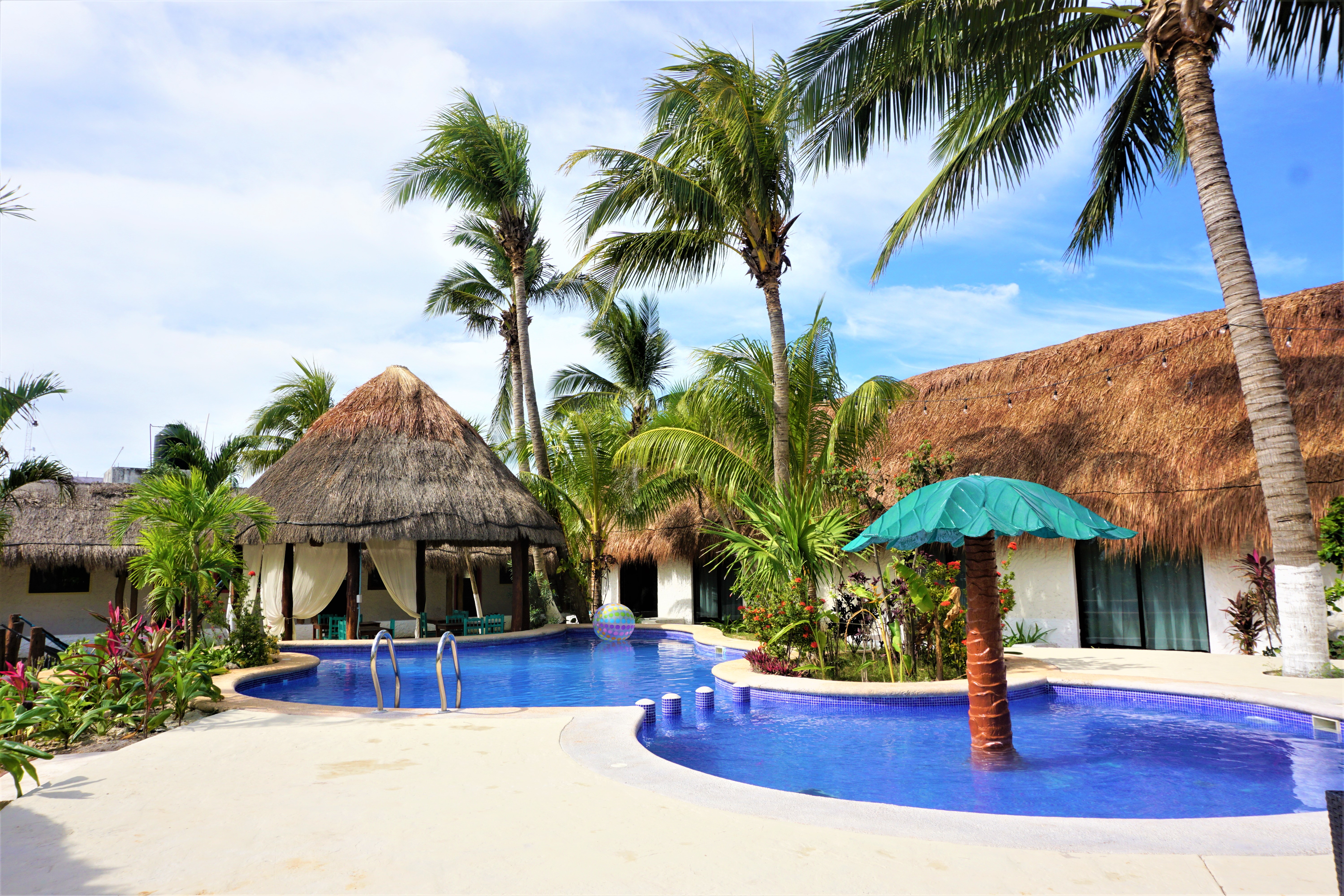 

Bari - Isla Holbox - Mayan Mittoz