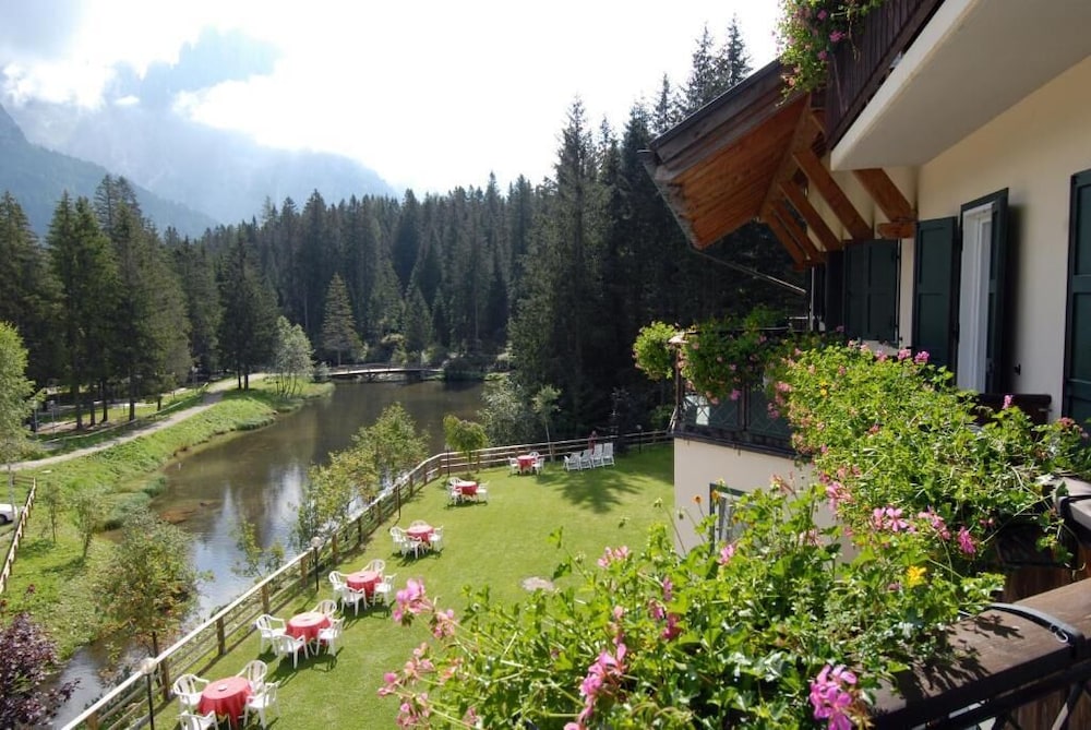 

Napoli - Val di Fassa, Montagna Italia - Hotel Plank