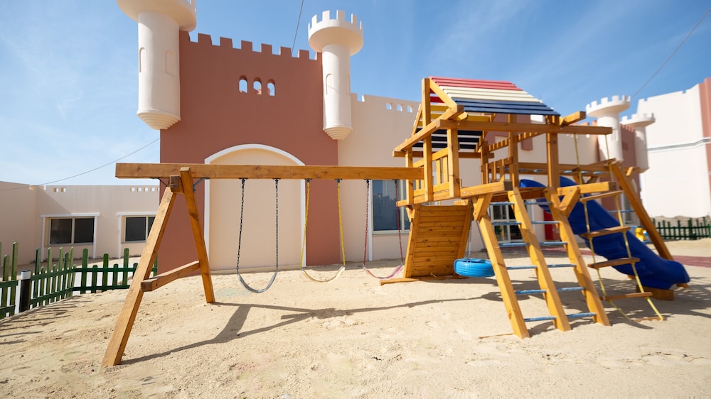 

Bari - Port Ghalib - Oyster Bay Beach Resort - Luxury Serviced Condo