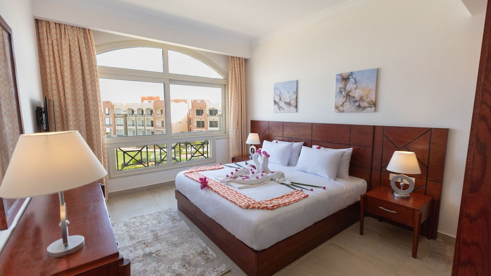 

Milano - Marsa Alam e El Quseir, Mar Rosso - Oyster Bay Beach Resort - Luxury Serviced Condo