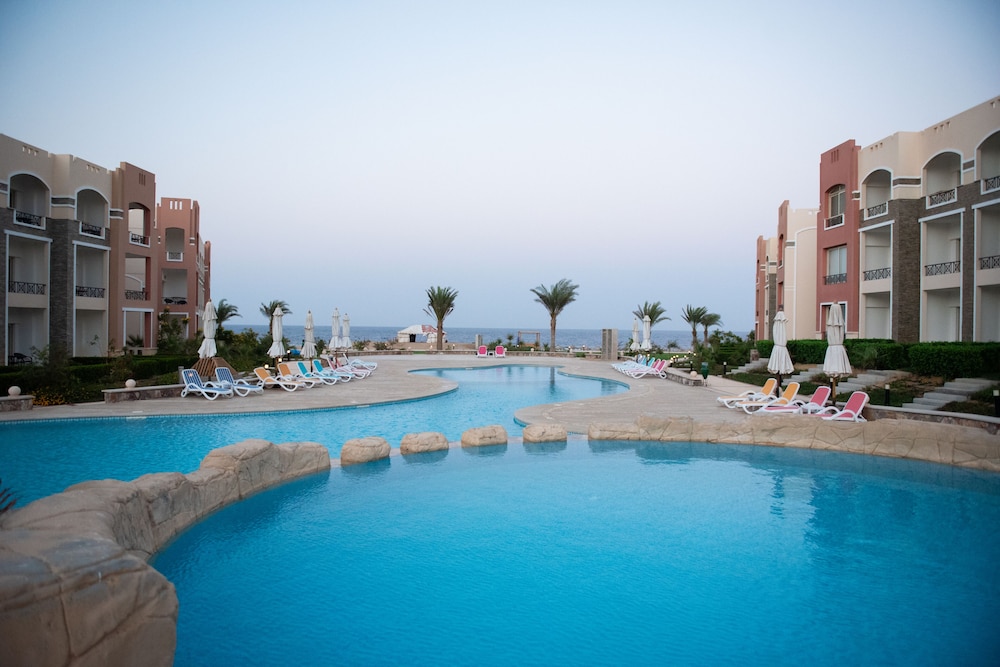 

Napoli - Port Ghalib - Oyster Bay Beach Resort - Luxury Serviced Condo
