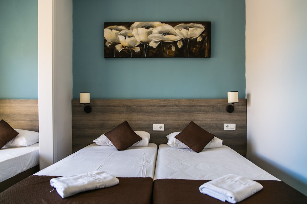 

Roma - La Valletta - Beach Garden Hotel
