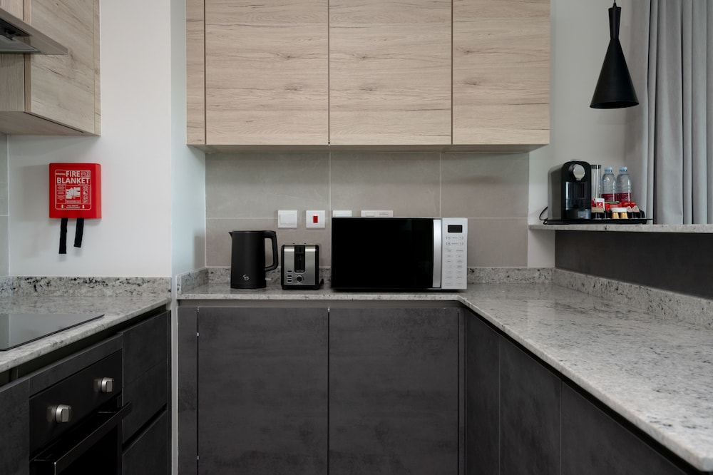 

Roma - Zallaq - Fraser Suites Al Liwan