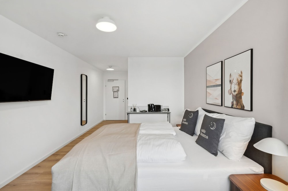 

Milano - Ebenau - limehome Salzburg Sterneckstr.