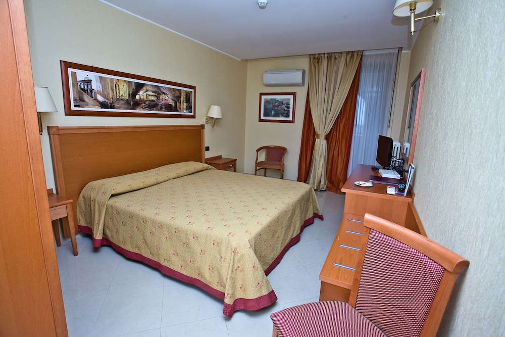 

Milano - Mattinata - Hotel Relais dei Normanni
