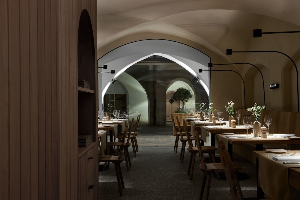 

Milano - Luson - fink Restaurant & Suites