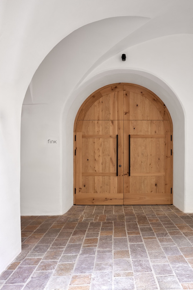 

Milano - Luson - fink Restaurant & Suites