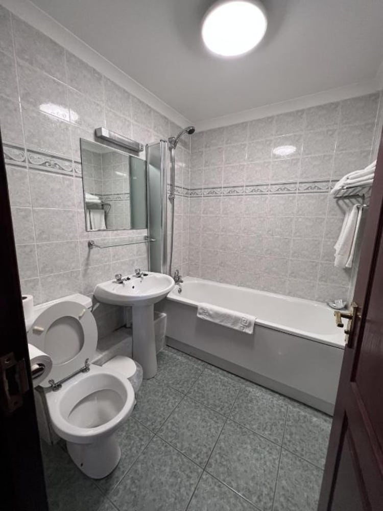 

Milano - Glasgow - Lochway Hotel