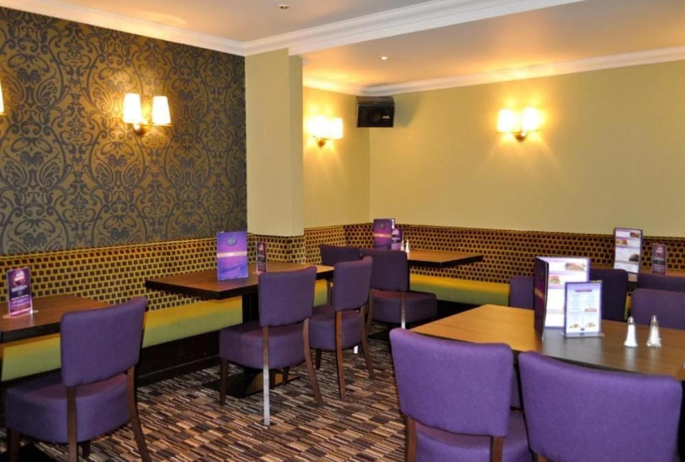 

Bari - Alexandria - Lochway Hotel