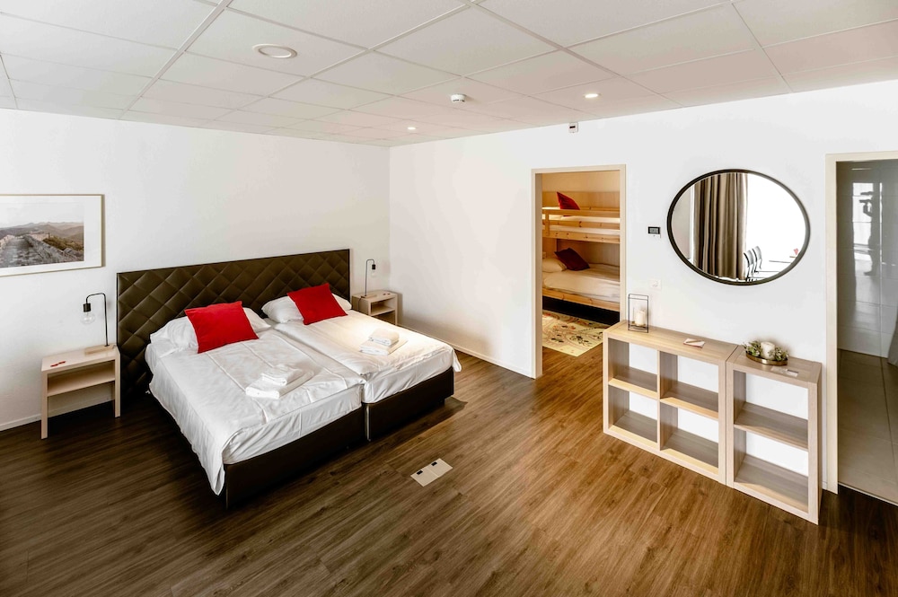 

Bari - Berna - Los Lorentes Hotel Bern Airport