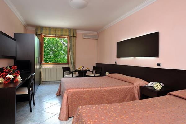 

Bari - Urbino - Hotel La Meridiana