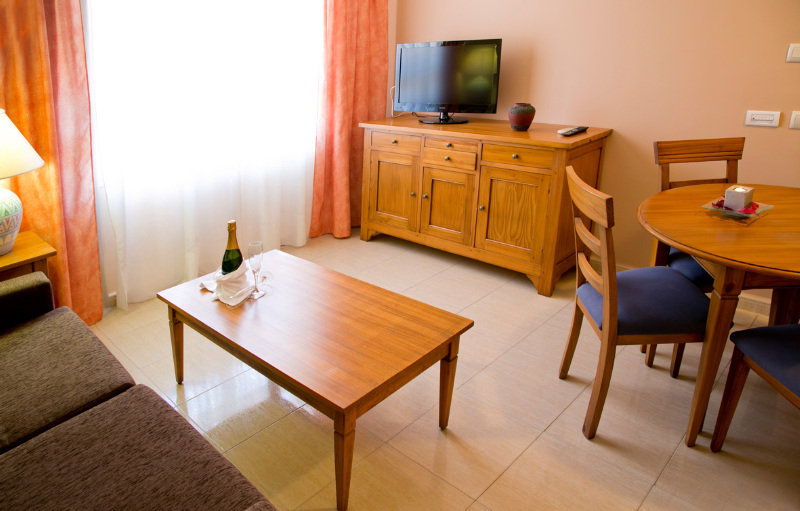 

Roma - Jávea - Aparthotel Pinosol