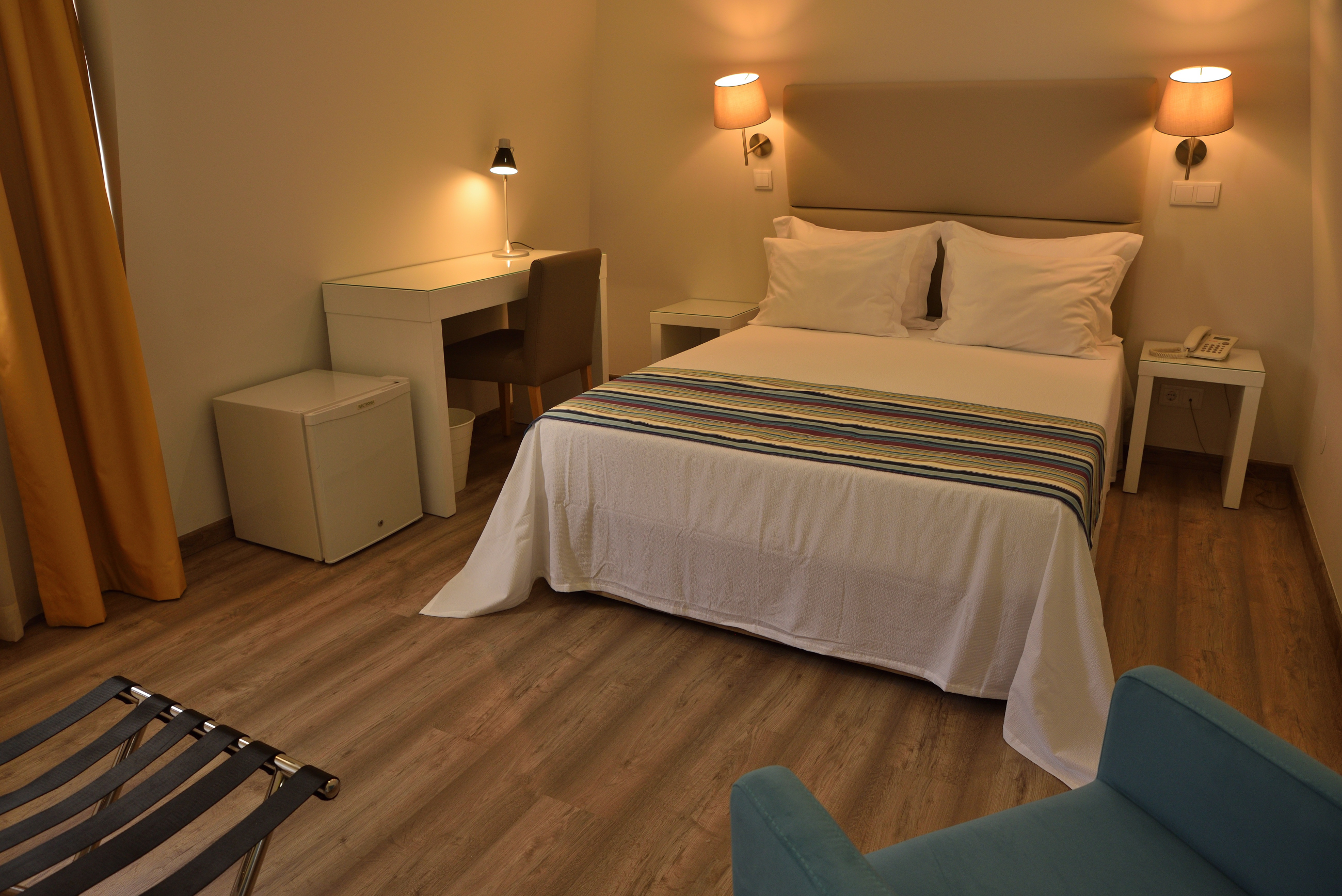 

Milano - Vila Nova De Gaia - Porto Domus Hotel