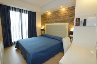 

Milano - Santa Maria di Castellabate - Prince Franklyn Hotel