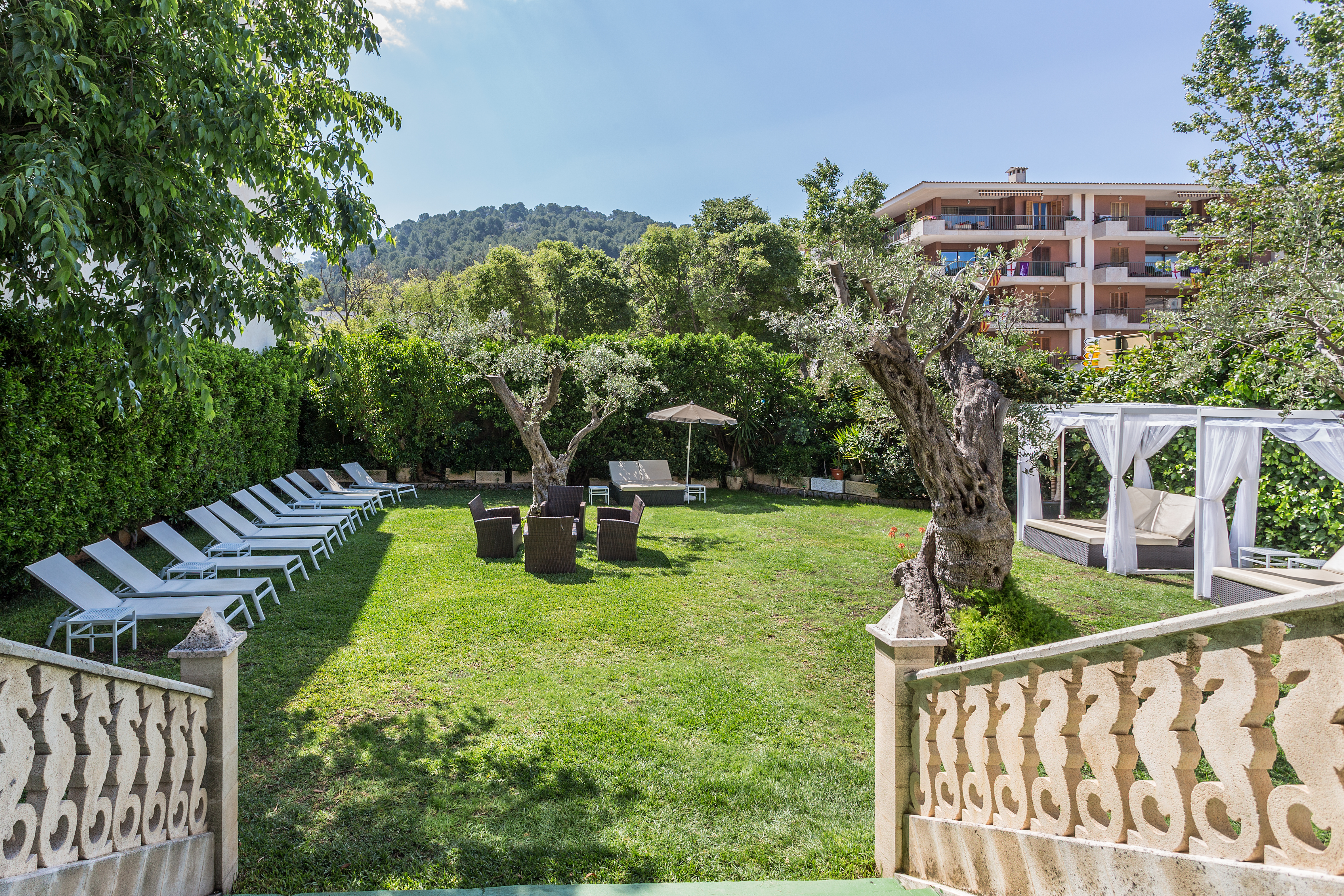 

Firenze - Sóller - FERGUS Style Soller Beach
