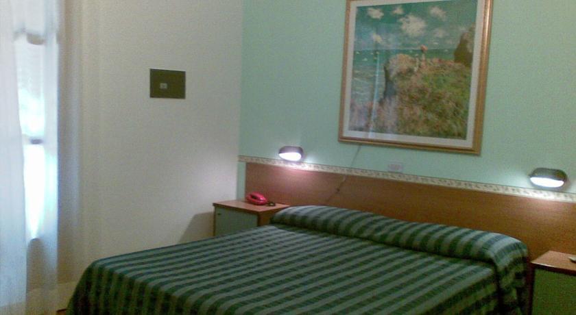 

Milano - Imperia - Albergo Ristorante San Matteo