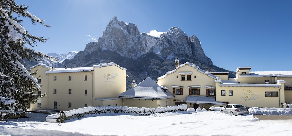 

Napoli - Alpe di Siusi - Mirabell Alpine Garden Resort