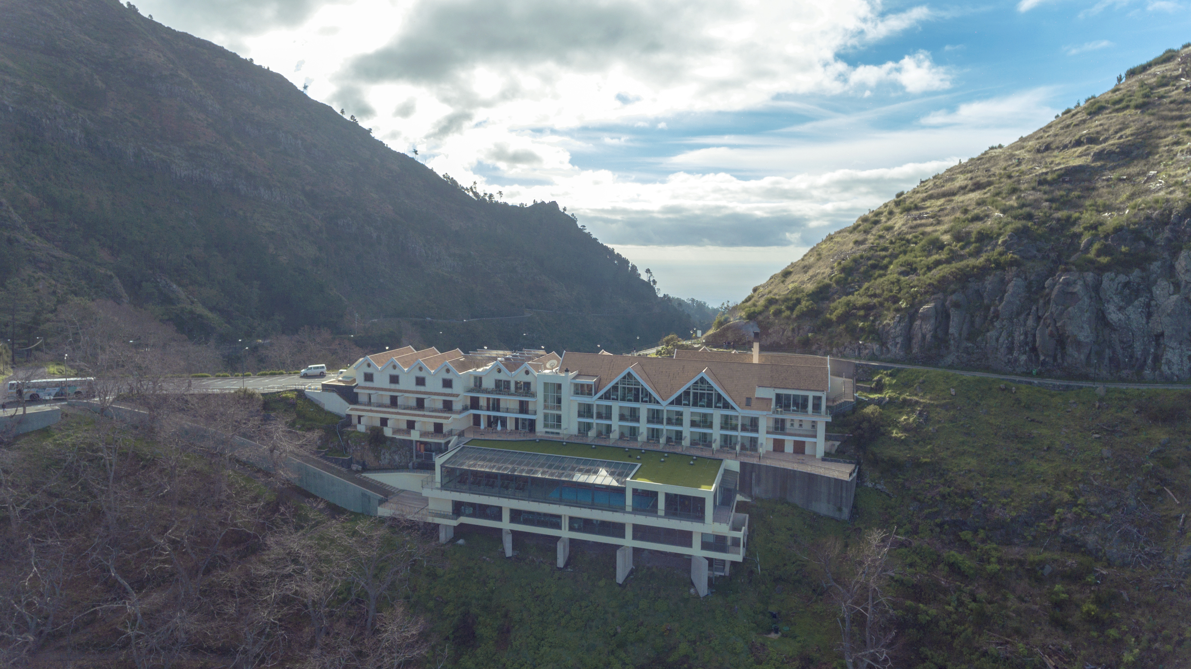 

Roma - Curral das Freiras - Eira do Serrado - Hotel & Spa
