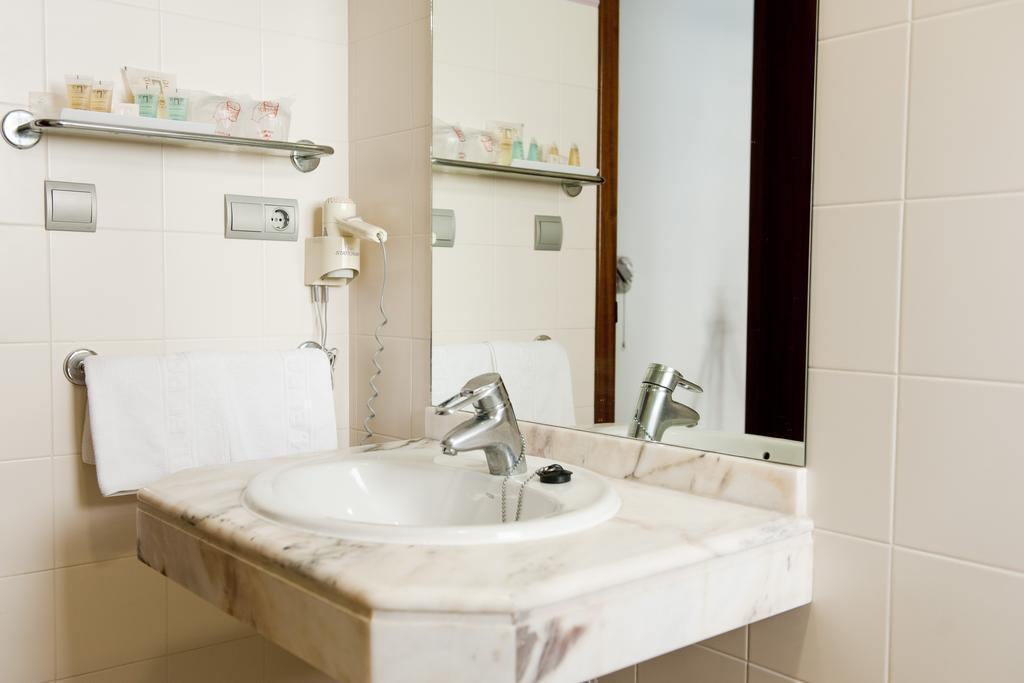 

Catania - Villajoyosa - Hotel El Palmeral