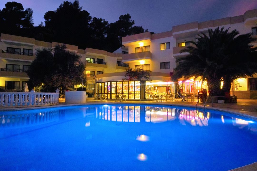 

Genova - Puerto de San Miguel - Balansat Resort