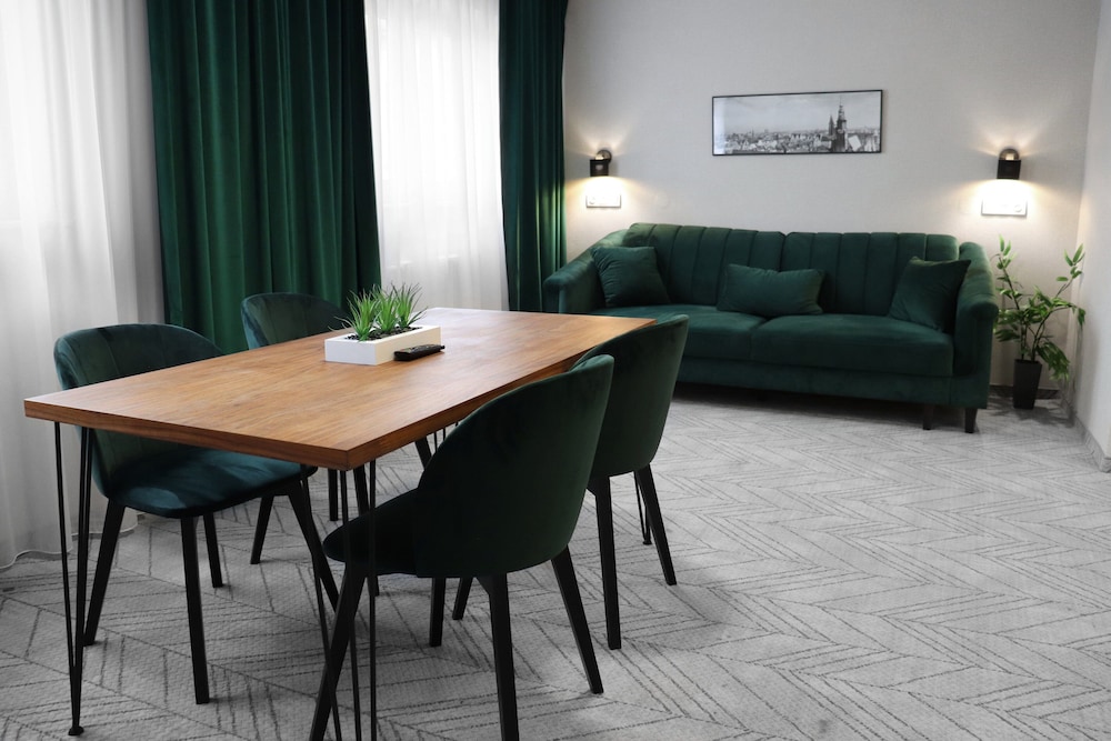 

Milano - Wroclaw - Hotel Polonia Centrum