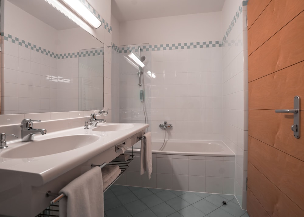 

Torino - Alto Adige, Montagna Italia - Hotel Figl ***S