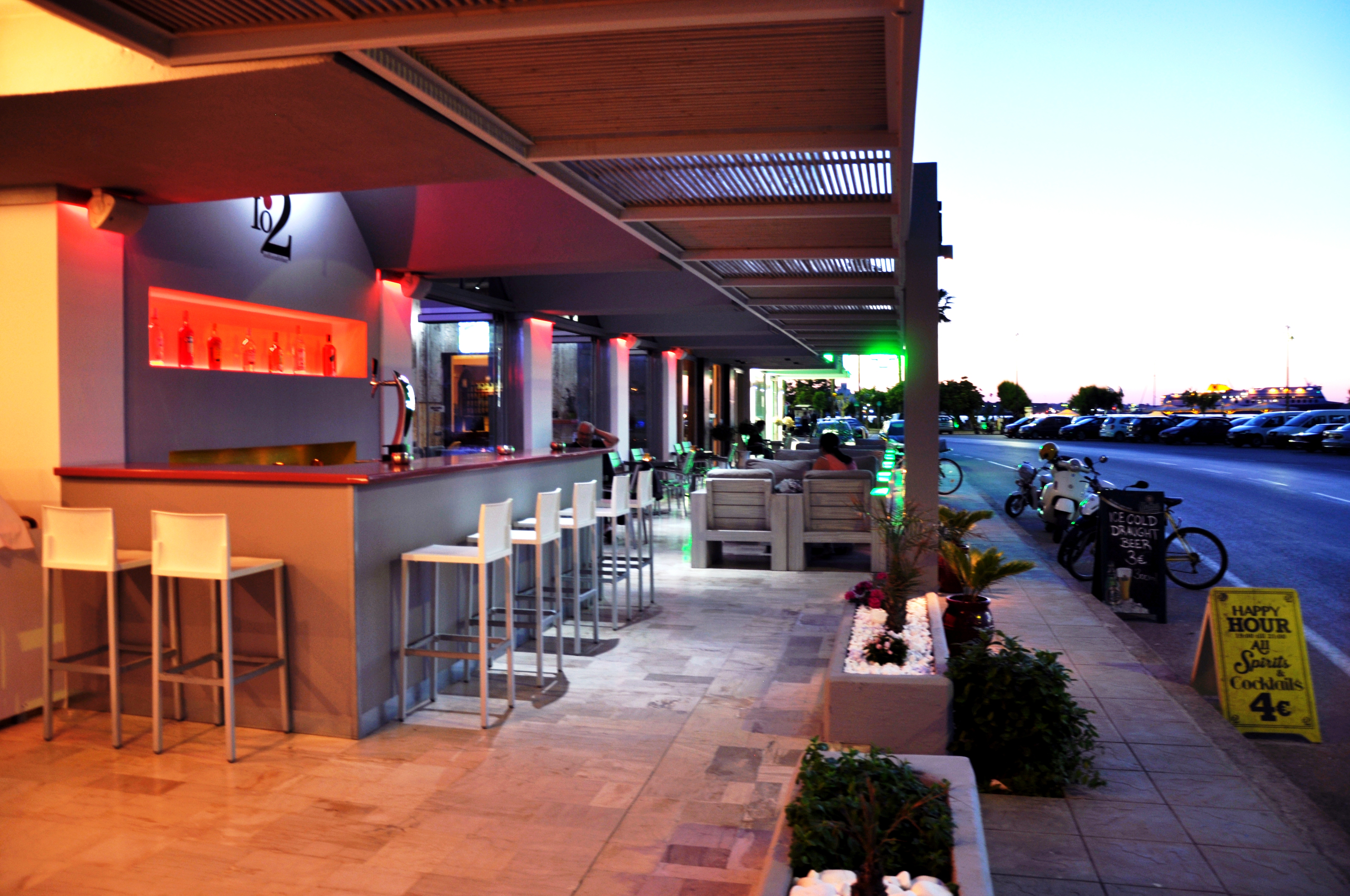 

Milano - Psalidi - Zephyros Hotel