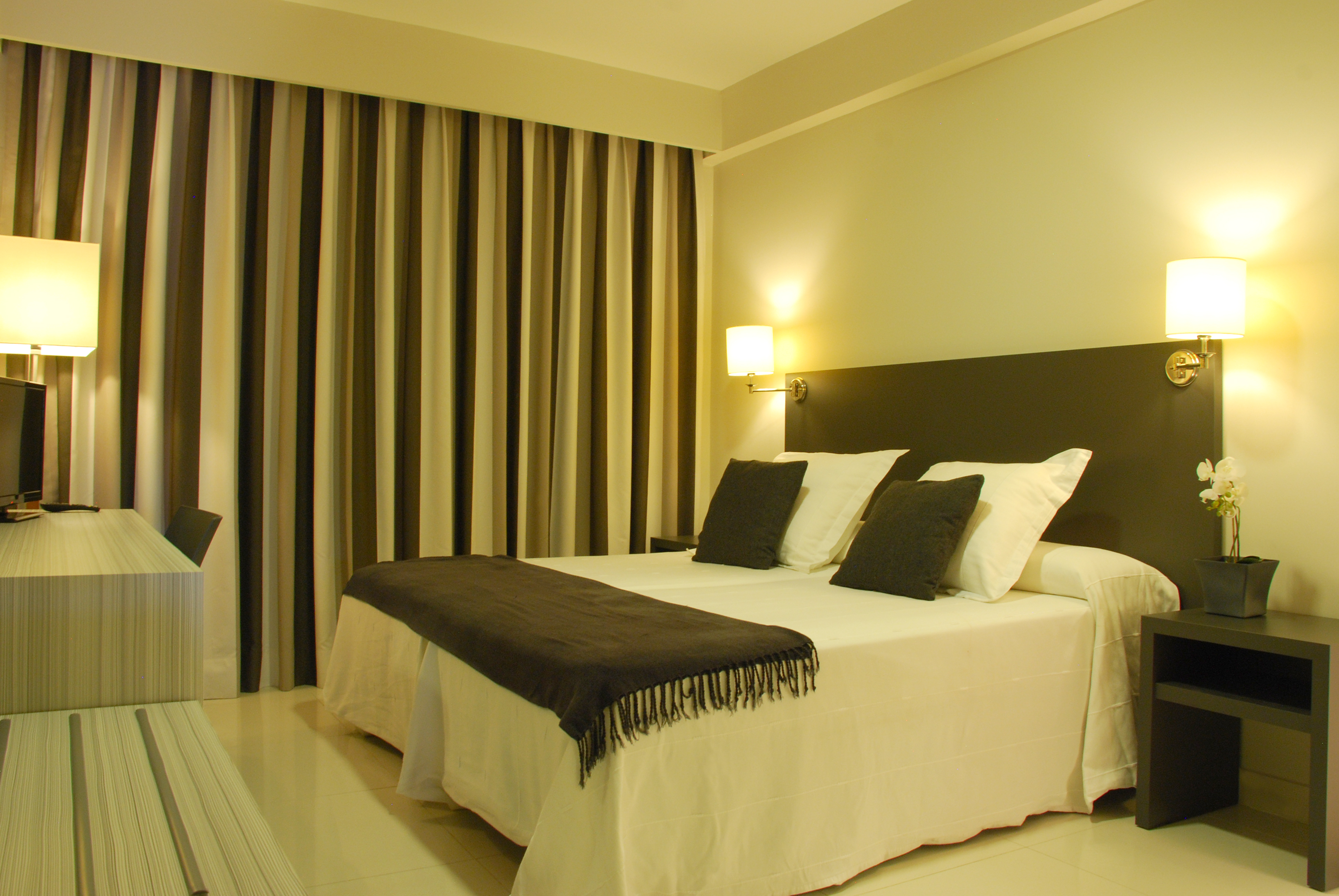 

Lamezia Terme - Gandia - Hotel Los Robles