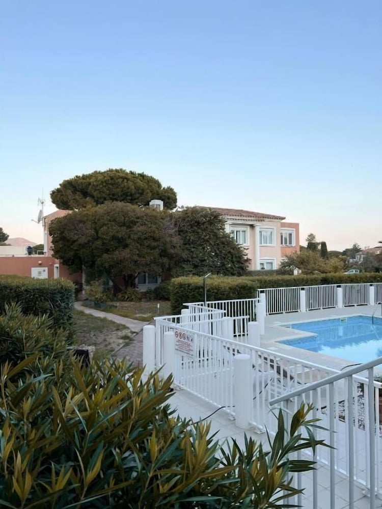 

Milano - Saint Florent - Hôtel Thalassa