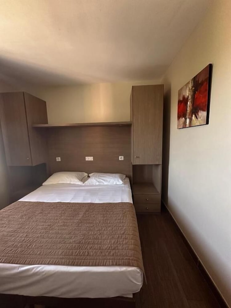 

Milano - Saint Florent - Hôtel Thalassa