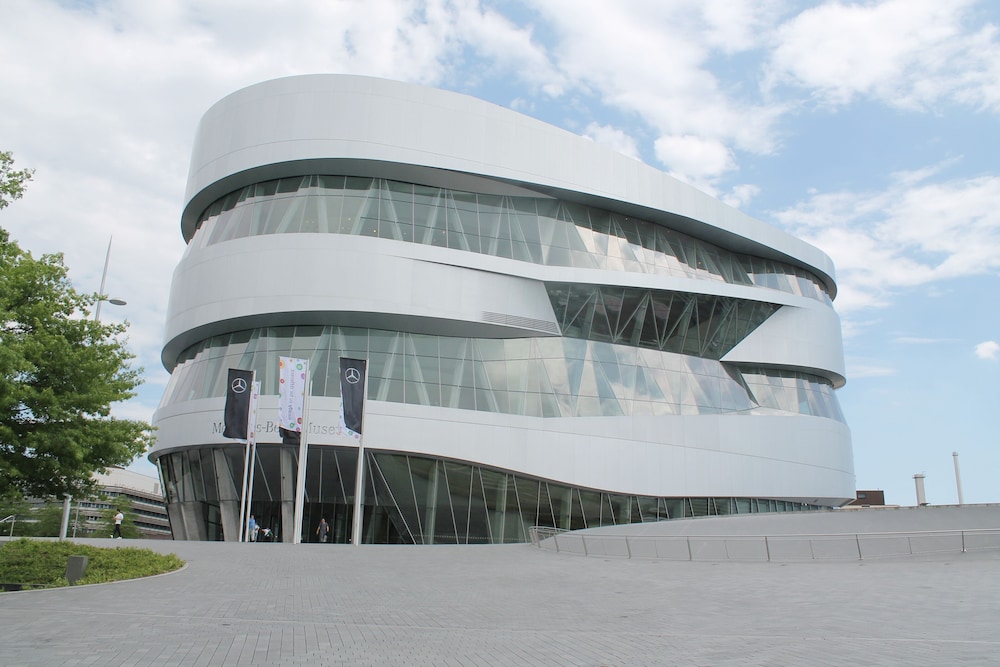 

Milano - Stoccarda - Adagio Access Stuttgart Airport Messe
