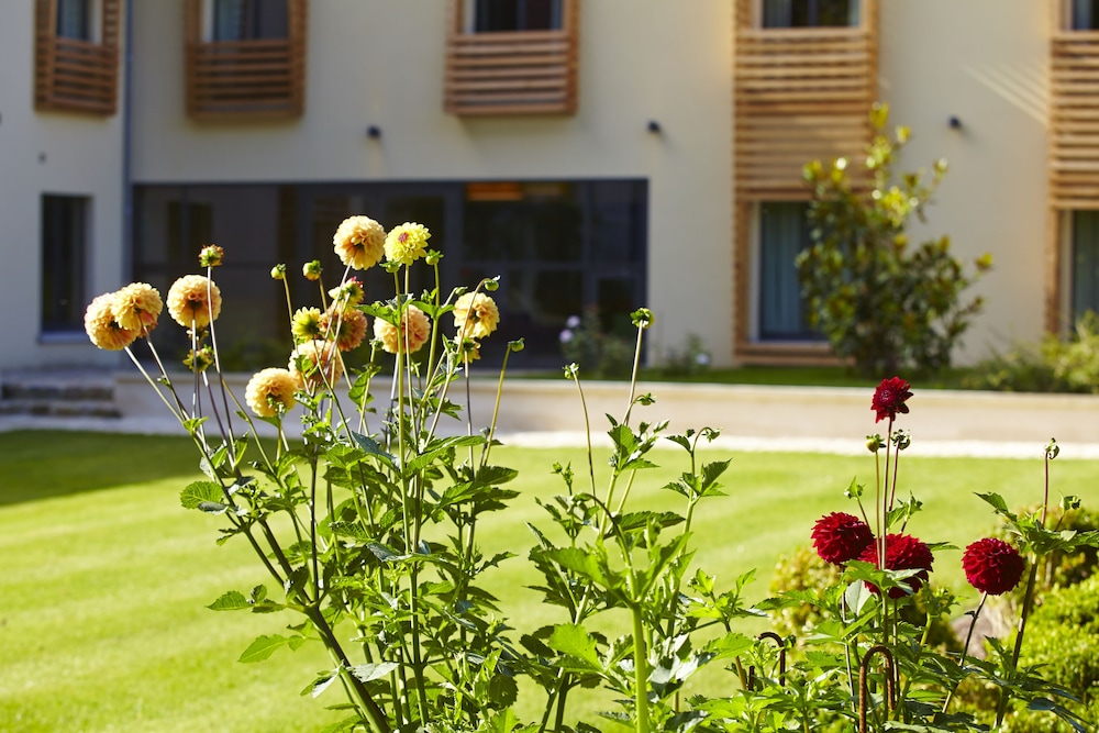 

Roma - Villeneuve-sous-Dammartin - Hôtel Les Herbes Folles