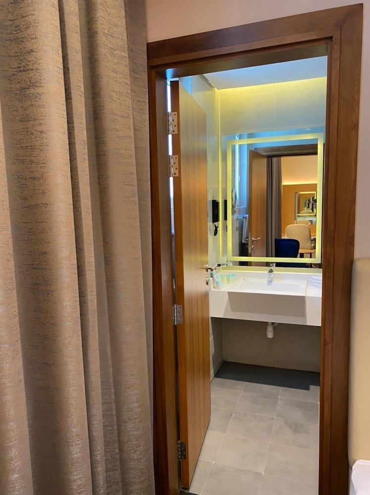 

Milano - Sharjah - AL HAYAT HOTEL