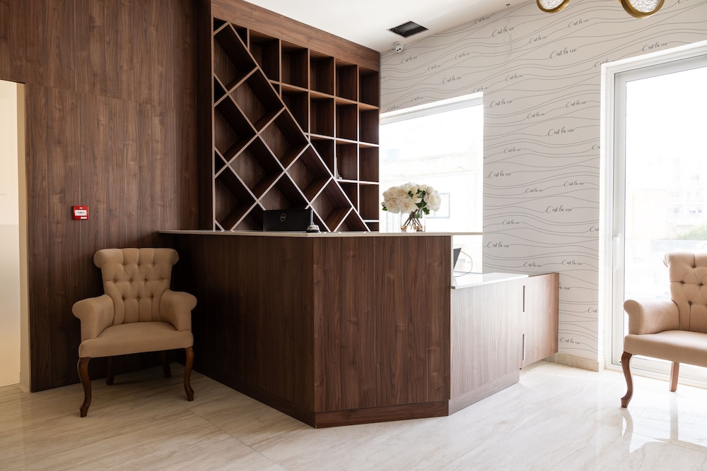 Cagliari - Malta - C'est La Vie Boutik Swieqi