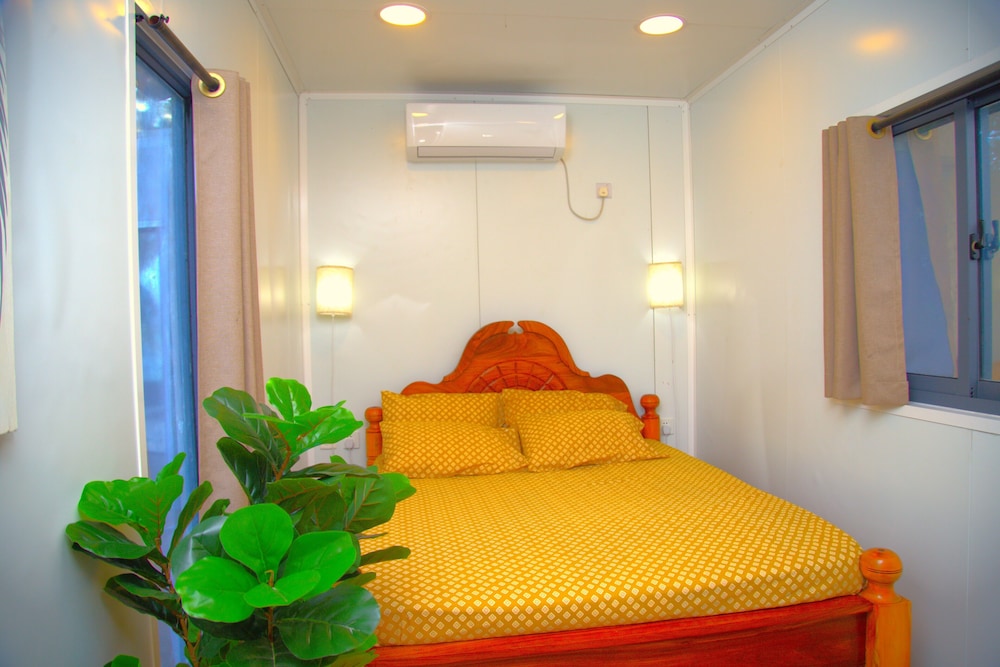 

Bologna - Dongwe - Zanzibar Beach House- South