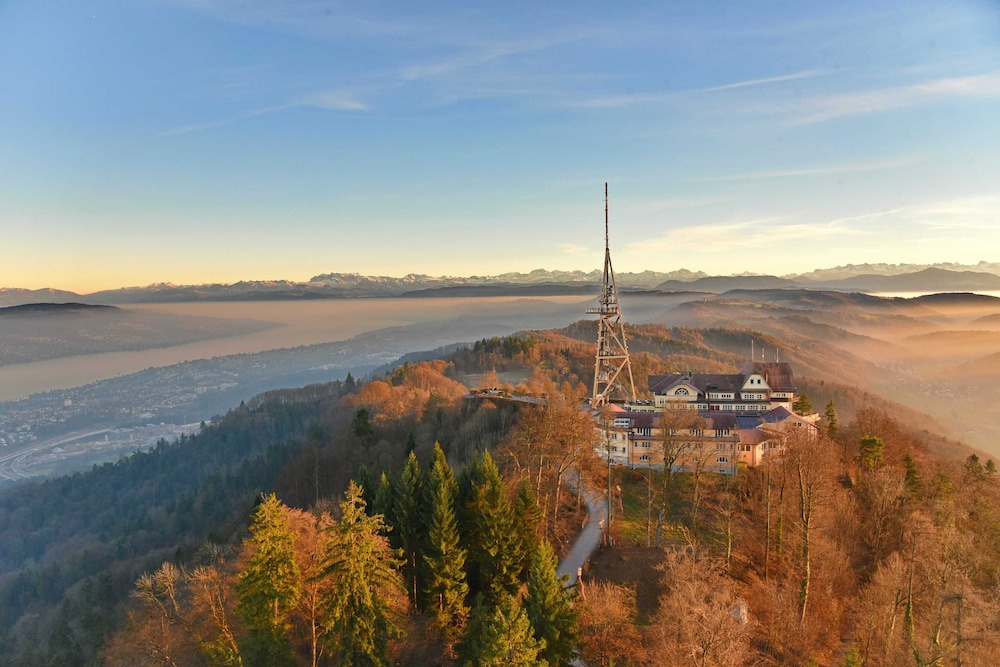 

Napoli - Zurigo - Hotel UTO KULM car-free hideaway in Zurich