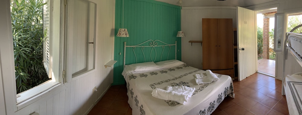 

Venezia - Calabria, Mare Italia - Villaggio Camping Formicoli