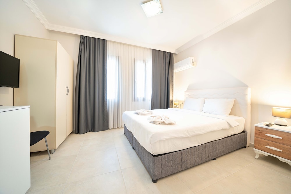 

Roma - Göcek - Dedeminn Garden Hotel