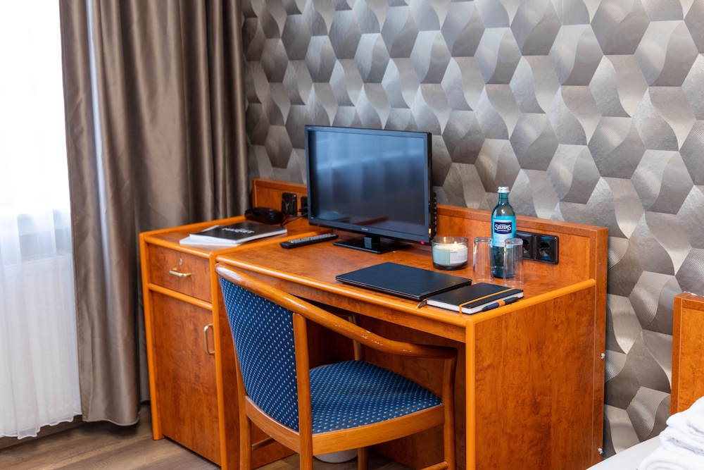 

Milano - Offenbach - Hotel Rossija
