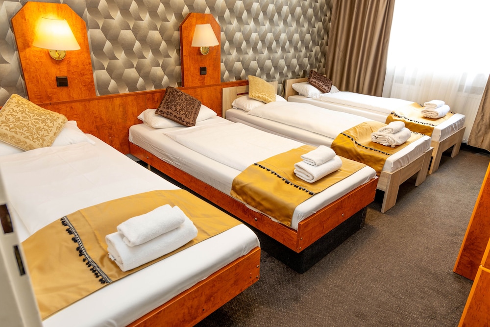 

Roma - Francoforte sul Meno - Hotel Rossija