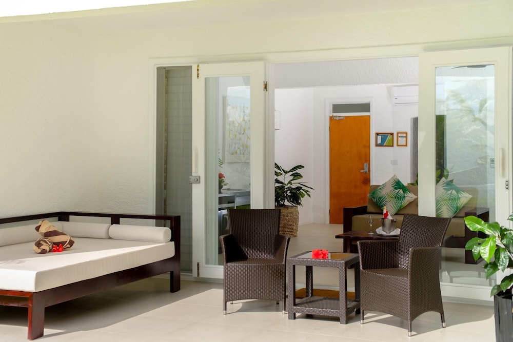 

Bologna - Malolo - Lomani Island Resort - Adults Only