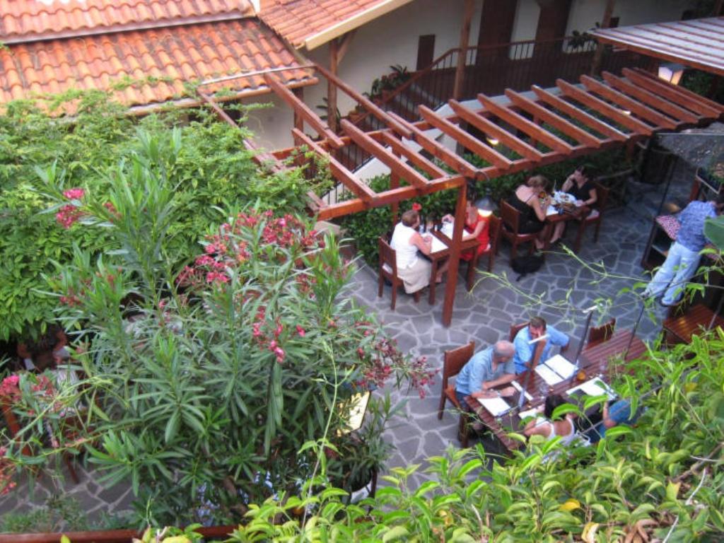 

Milano - Funchal - Vila Ventura