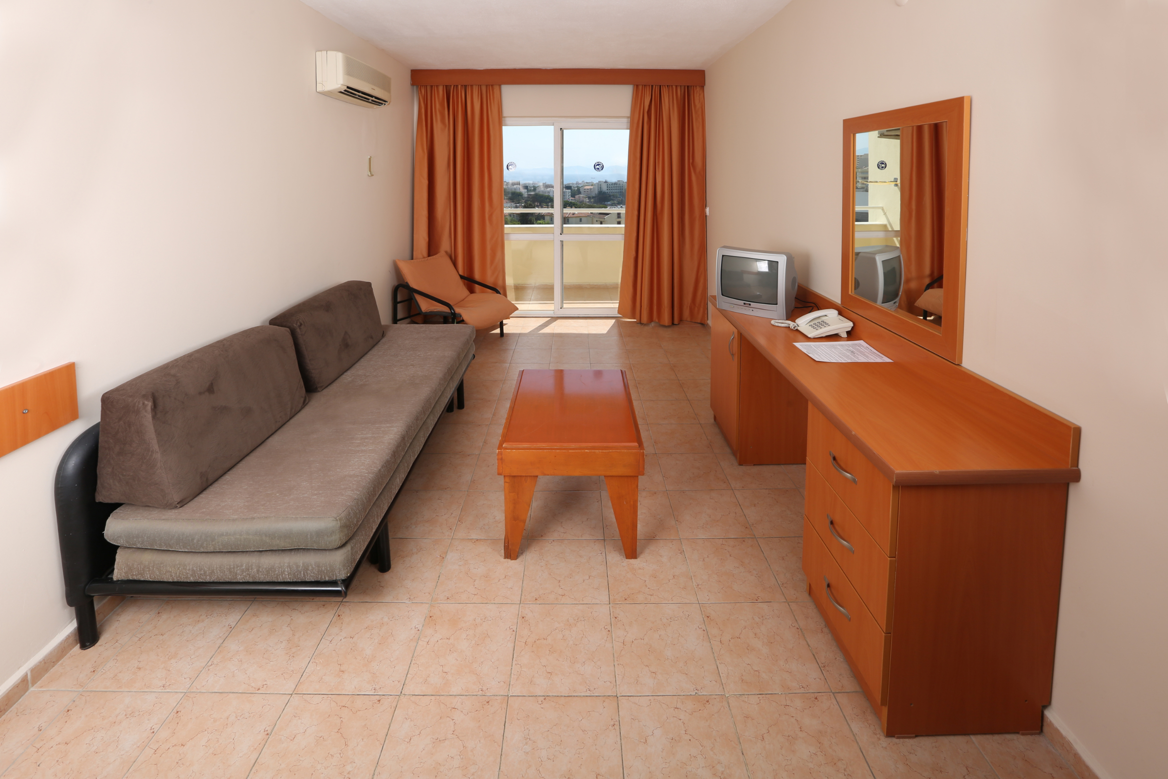 

Venezia - Kusadasi - Tuntas Family Suites Kusadasi