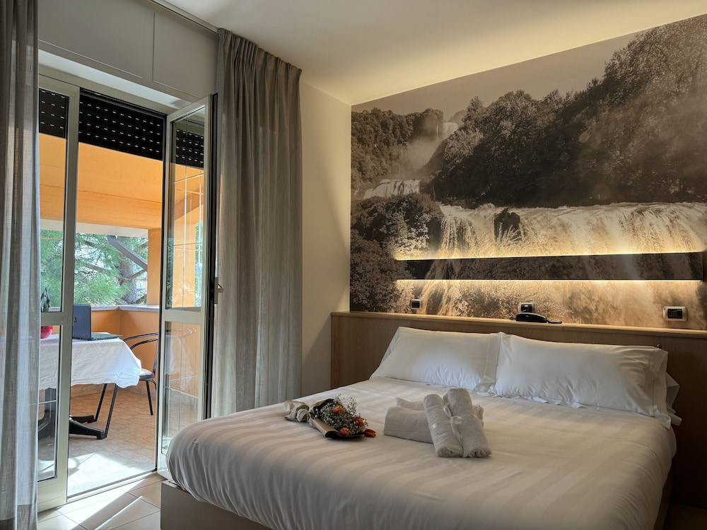 

Napoli - Assisi - Hotel Cladan